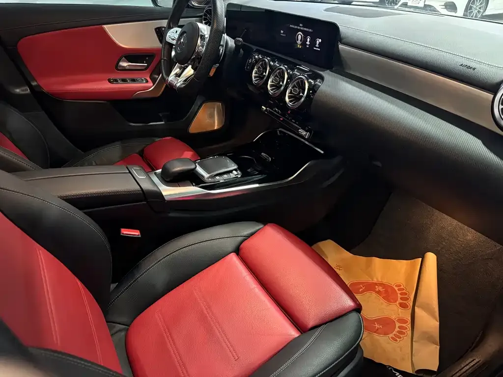 Mercedes-Benz GLA AMG 2023 из CN, фото 5