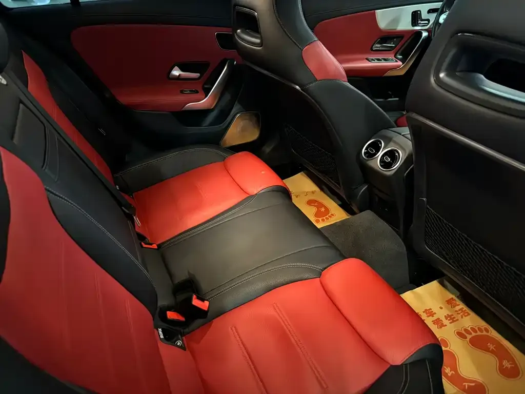 Mercedes-Benz GLA AMG 2023 из CN, фото 10