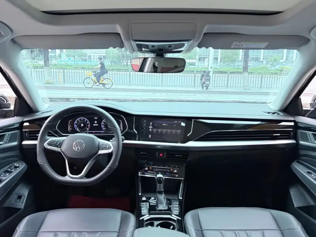 Volkswagen Passat — фото 4