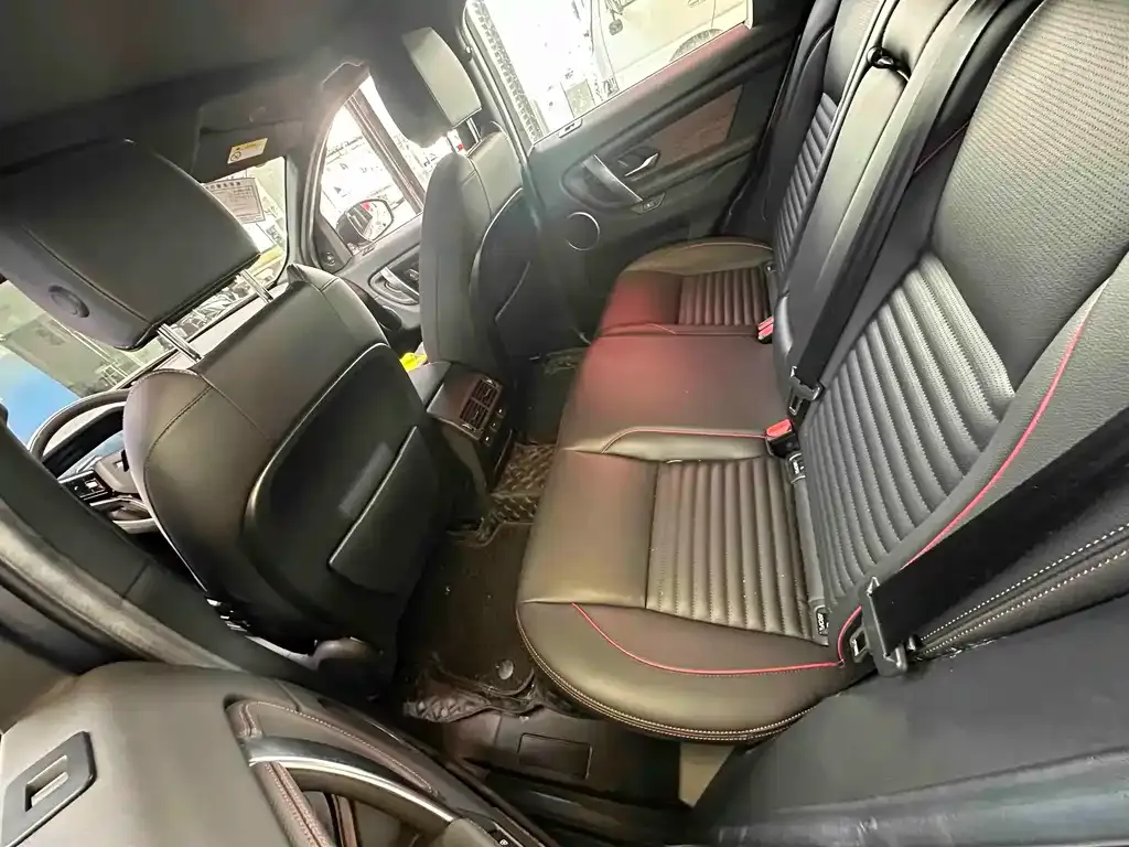 Land Rover Discovery Sport Hybrid 2023 из CN, фото 2