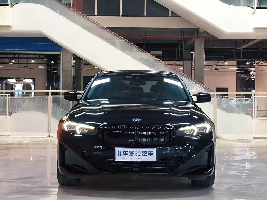BMW i3 2024 из CN, фото 3