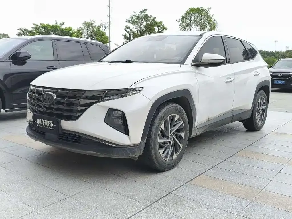 Hyundai Tucson — фото 1