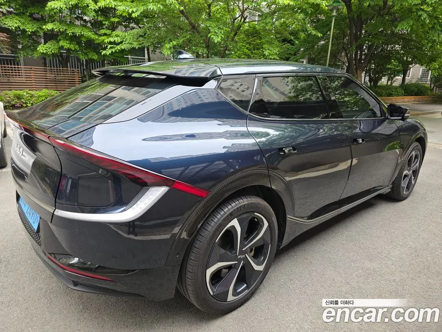 Kia EV6 2023 из KR, фото 10