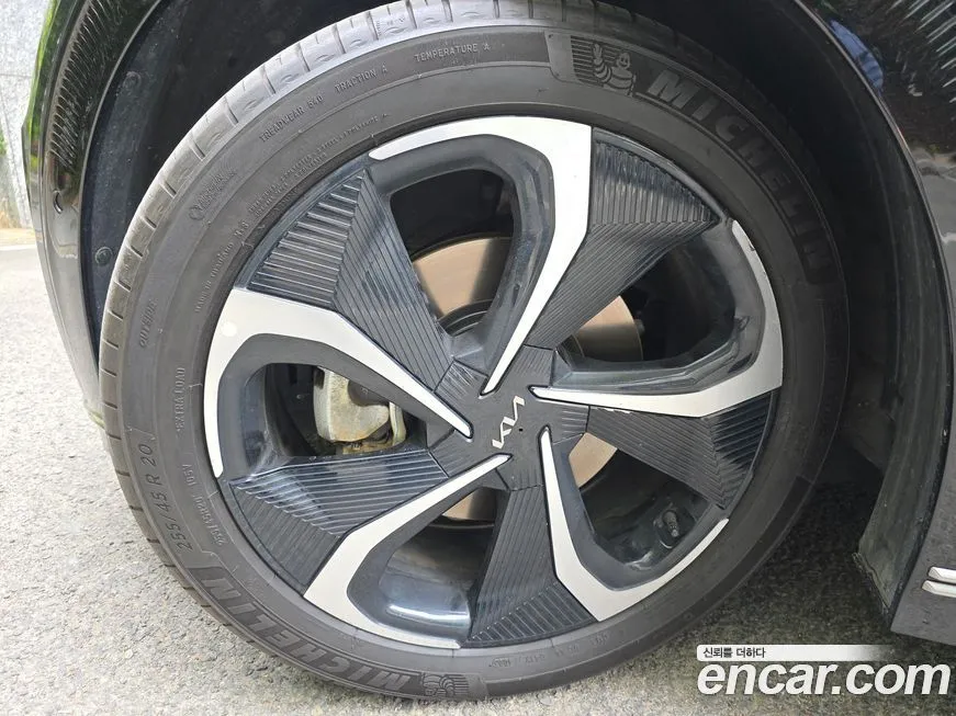 Kia EV6 2023 из KR, фото 6