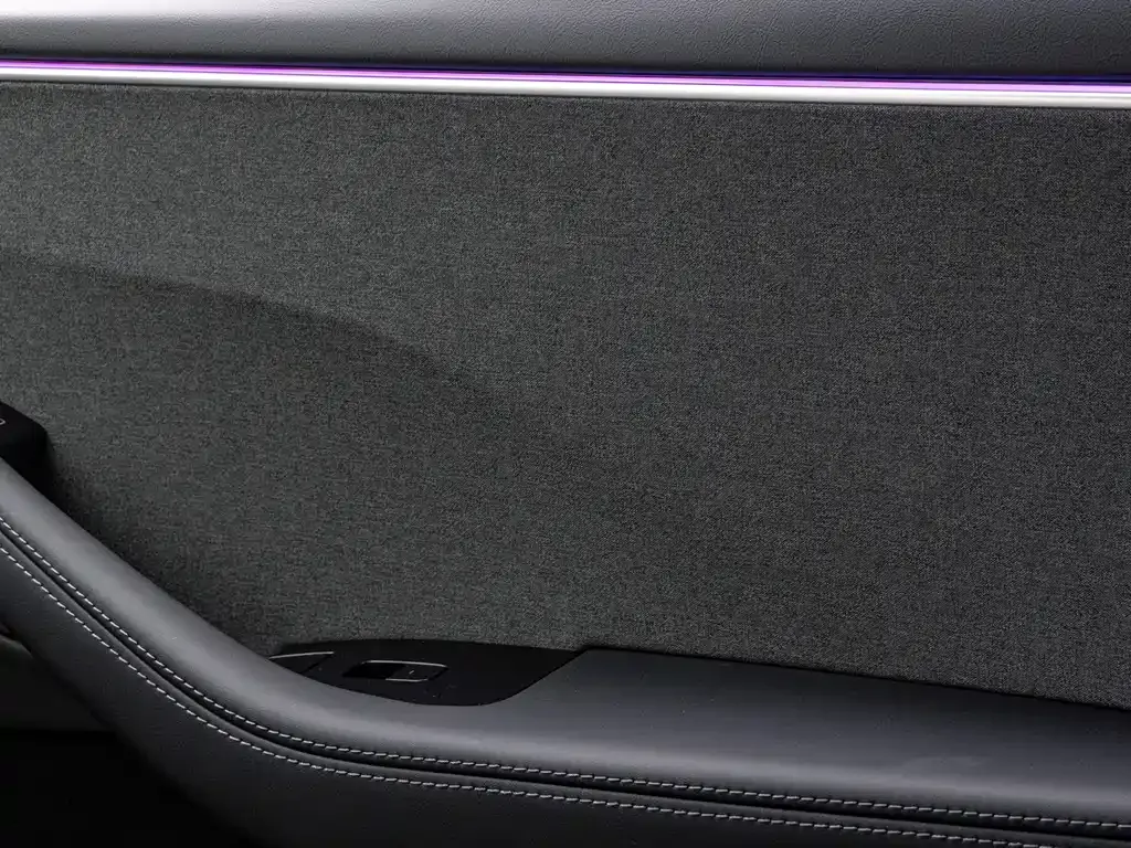 Tesla Model 3 — фото 10
