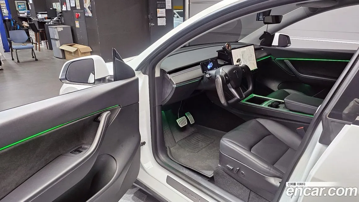 Tesla Model Y 2021 из KR, фото 10