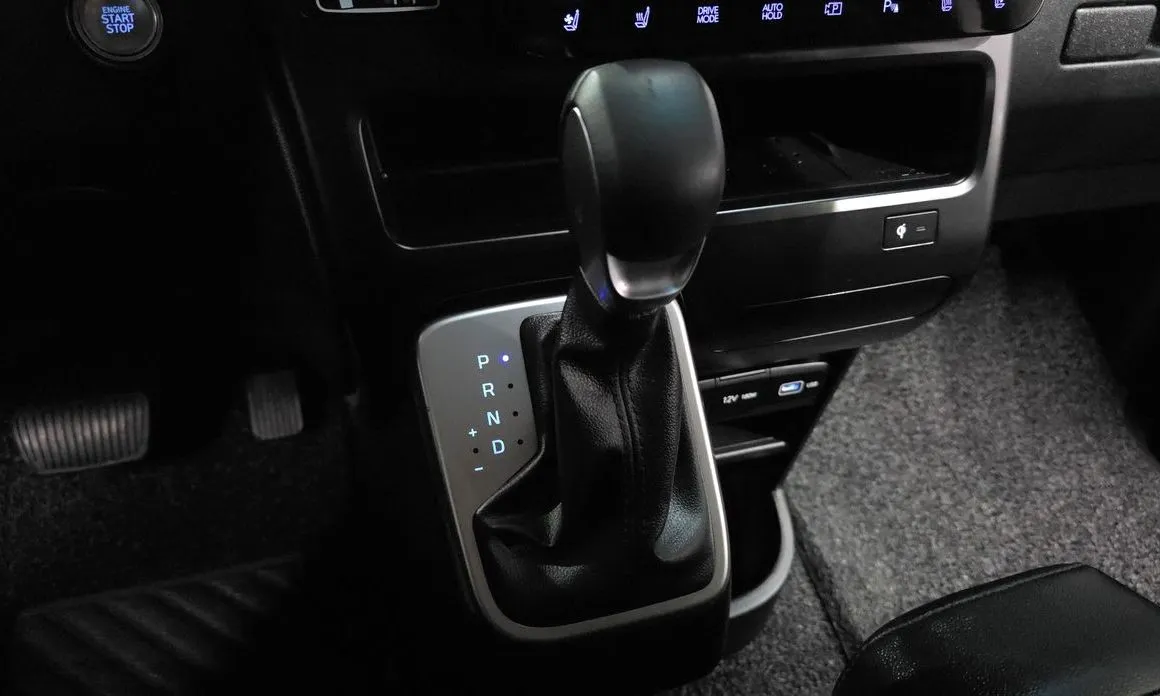 Hyundai Staria 2023 из KR, фото 8