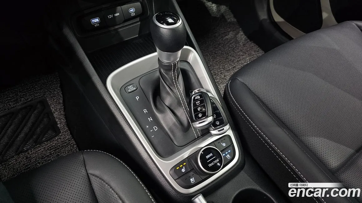 Hyundai Venue 2023 из KR, фото 8