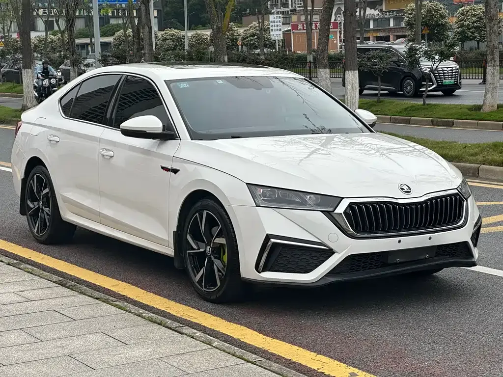 Skoda Octavia 2022 из CN, фото 8