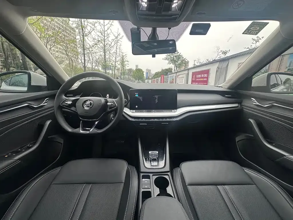 Skoda Octavia 2022 из CN, фото 6