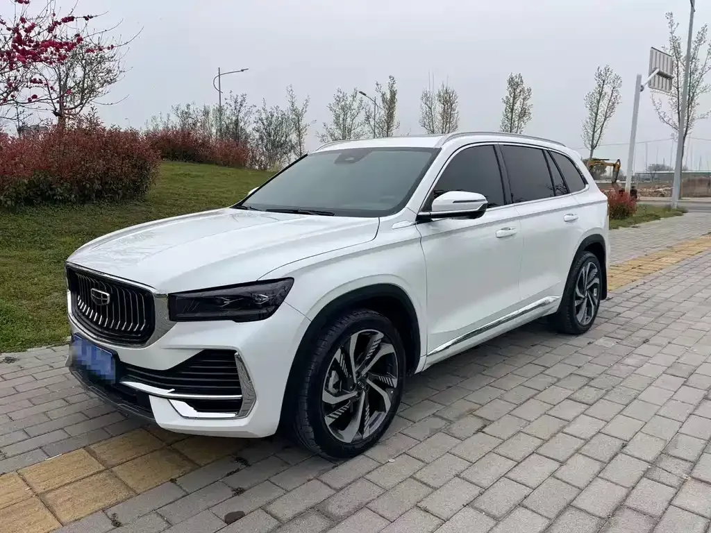 Geely Xingyue L — фото 1