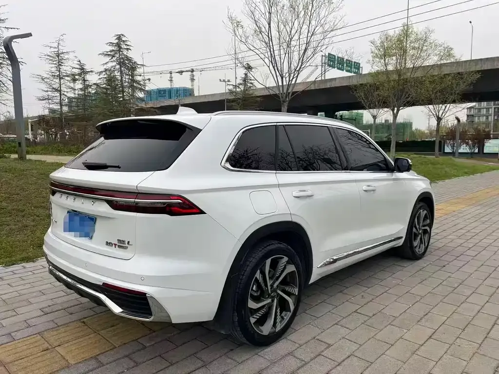 Geely Xingyue L — фото 6