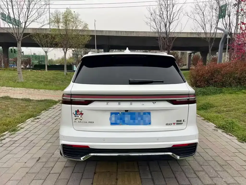 Geely Xingyue L — фото 9