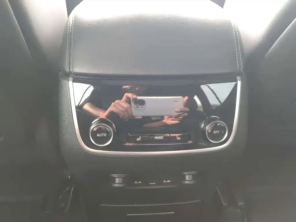 Li Auto ONE 2022 из CN, фото 2