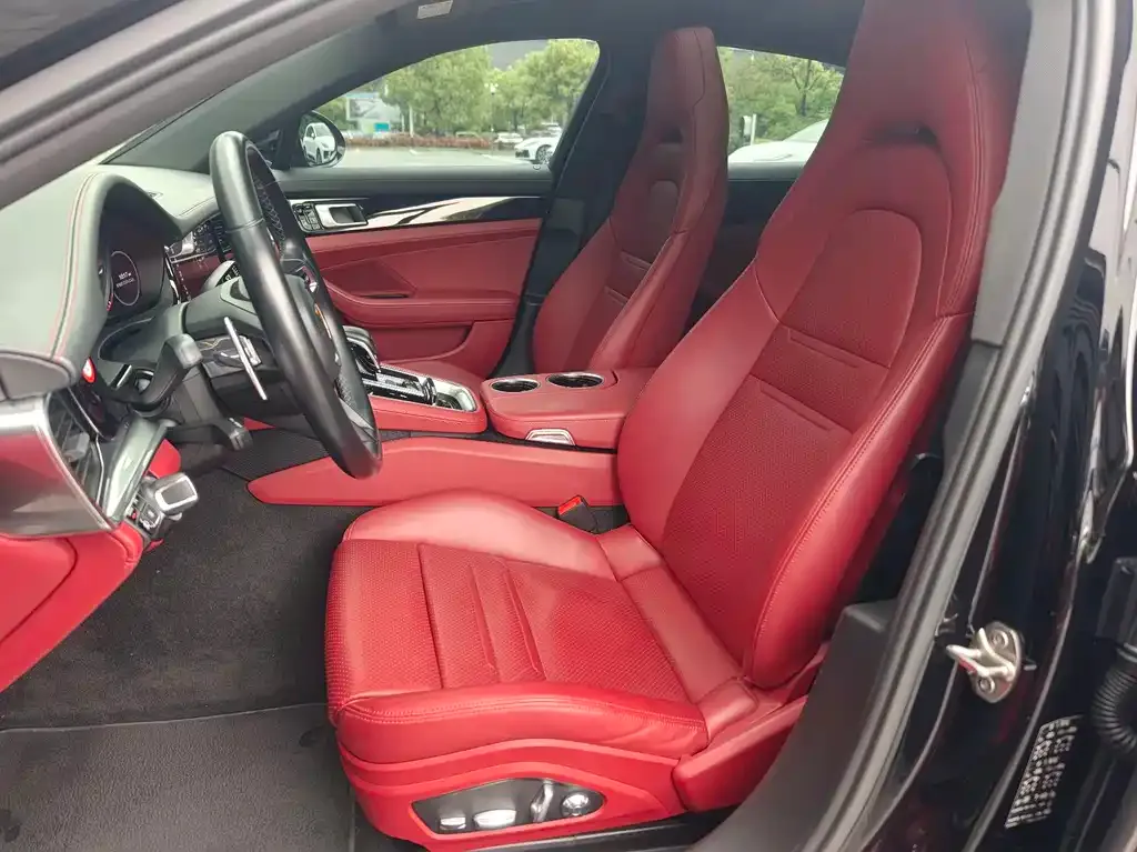 Porsche Panamera Hybrid 2022 из CN, фото 4