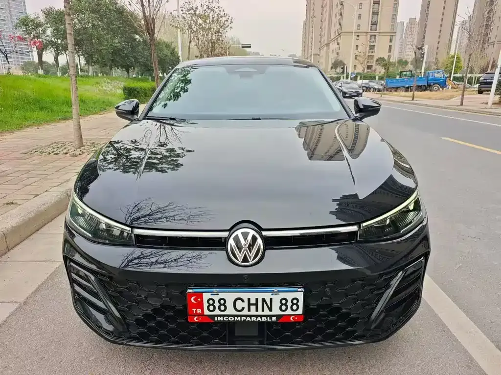 Volkswagen Passat — фото 9