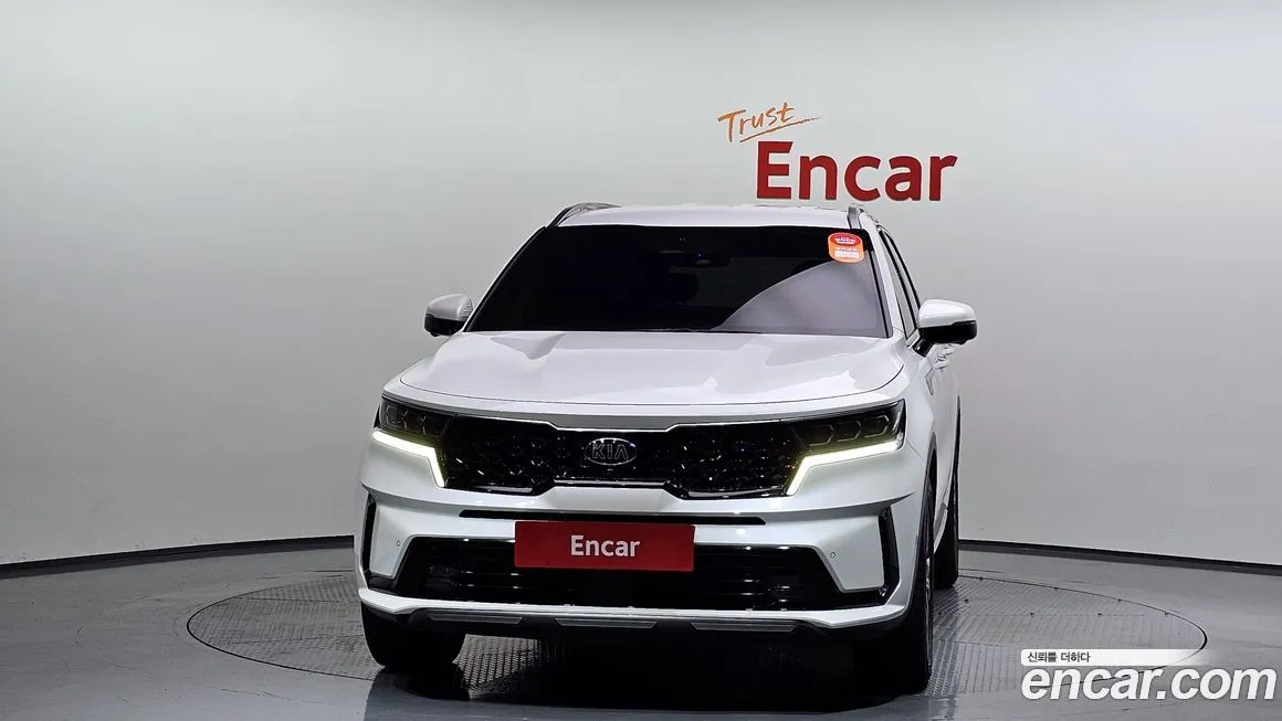 Kia Sorento — фото 8