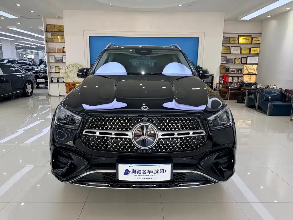 Mercedes-Benz GLE — фото 7