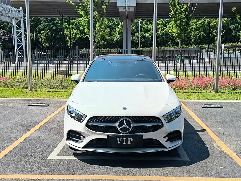 Mercedes-Benz A-Class — фото 9