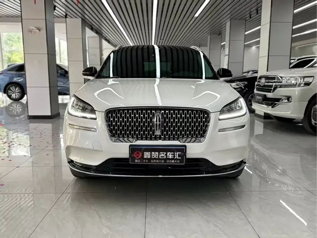 Lincoln Corsair — фото 2