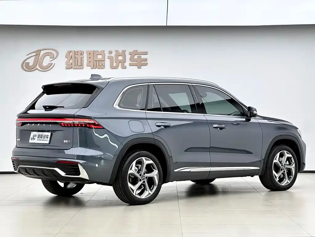 Geely Xingyue L — фото 5