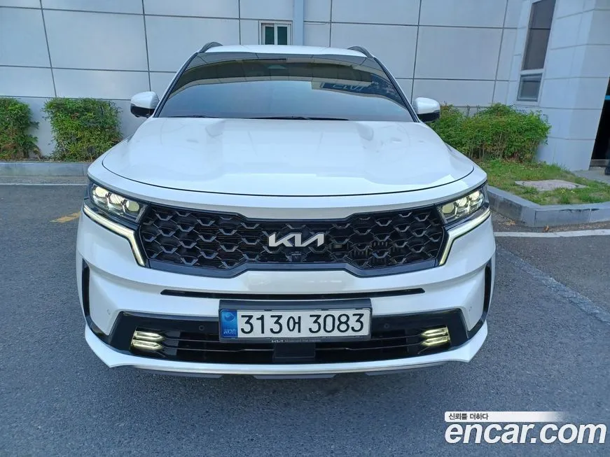 Kia Sorento — фото 7