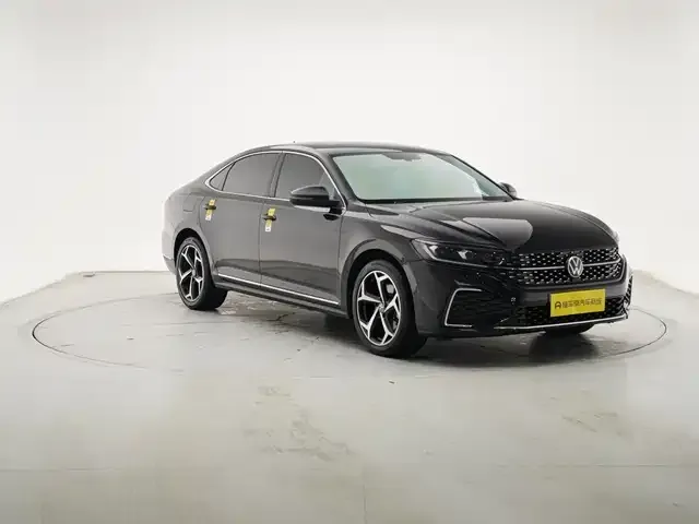 Volkswagen Passat 2023 из CN, фото 4