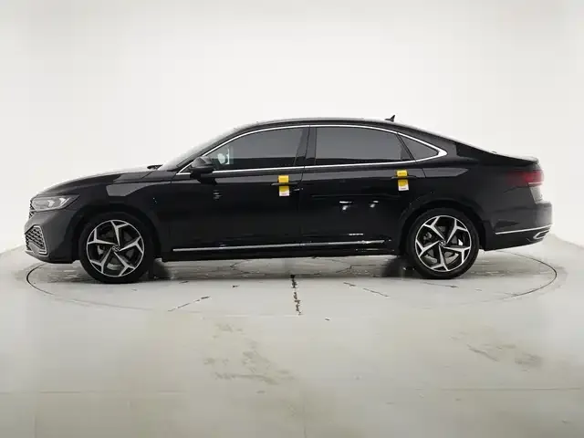Volkswagen Passat 2023 из CN, фото 6