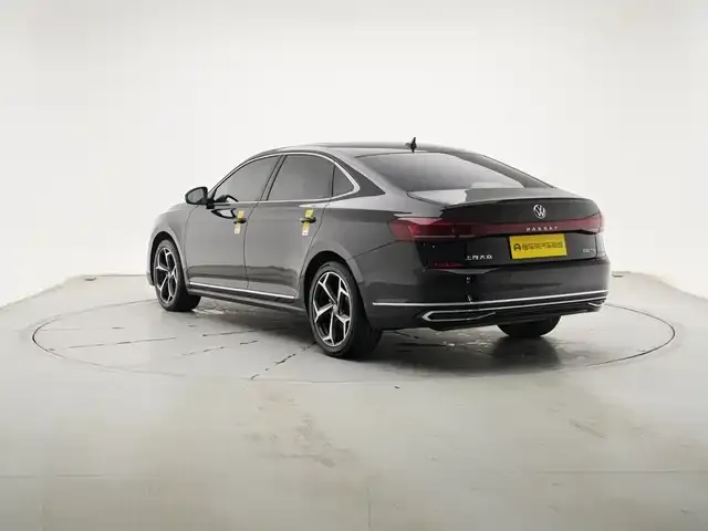 Volkswagen Passat 2023 из CN, фото 3