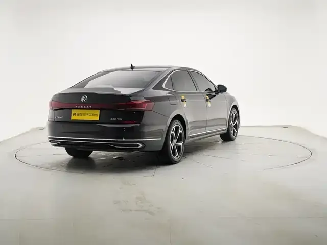 Volkswagen Passat 2023 из CN, фото 5