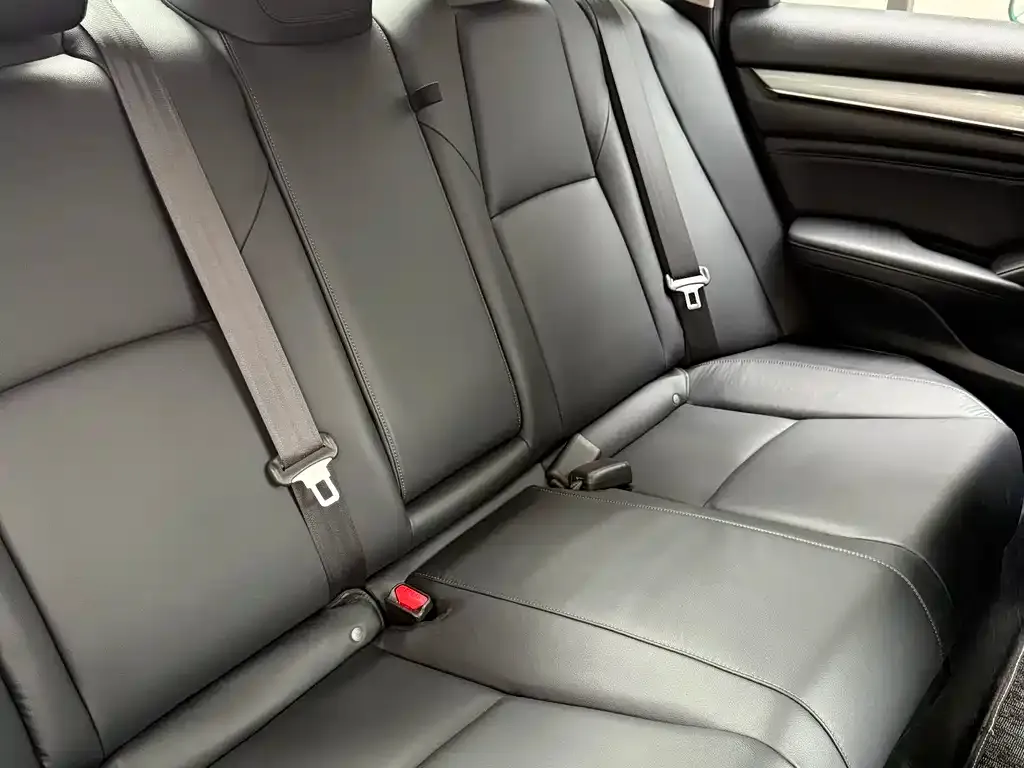 Honda Accord — фото 2
