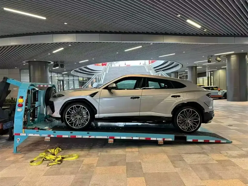 Lamborghini Urus SE 2025 из CN, фото 7
