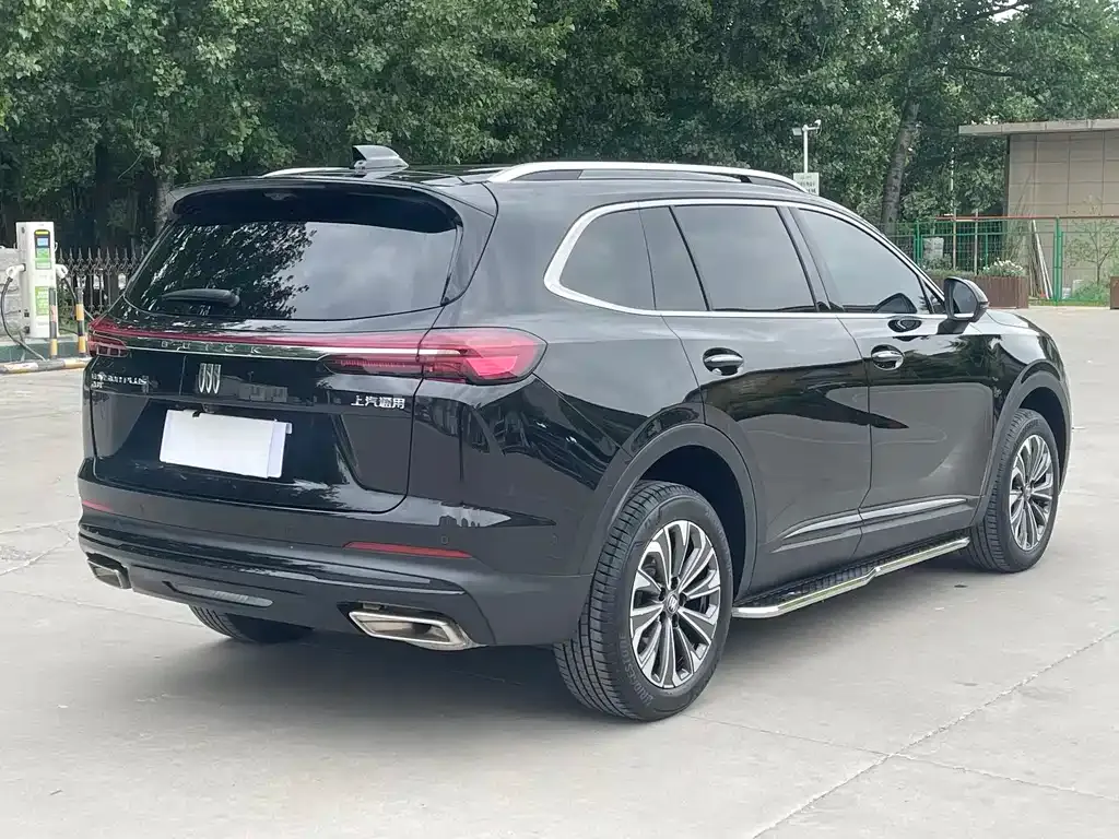 Buick Envision Plus — фото 7