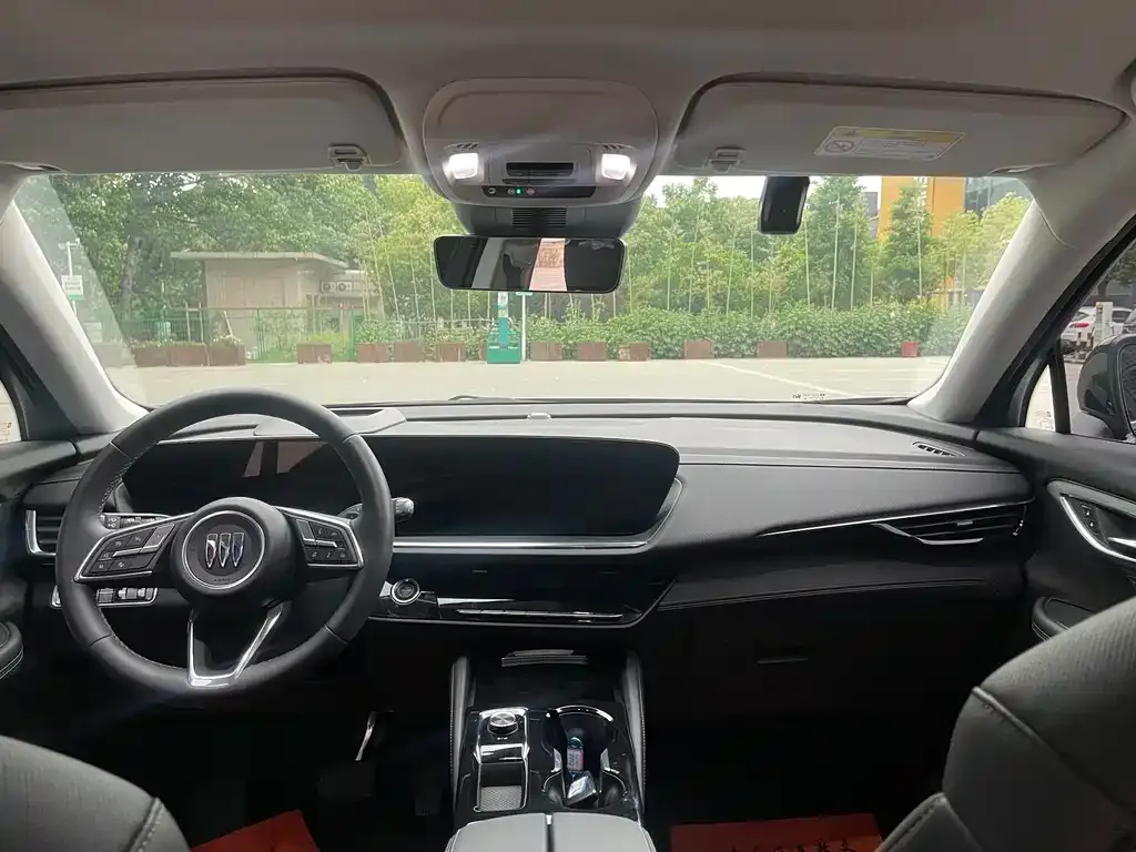 Buick Envision Plus — фото 3