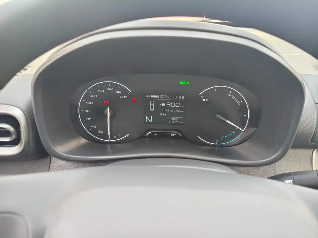 Wuling Hongguang EV 2026 из CN, фото 3