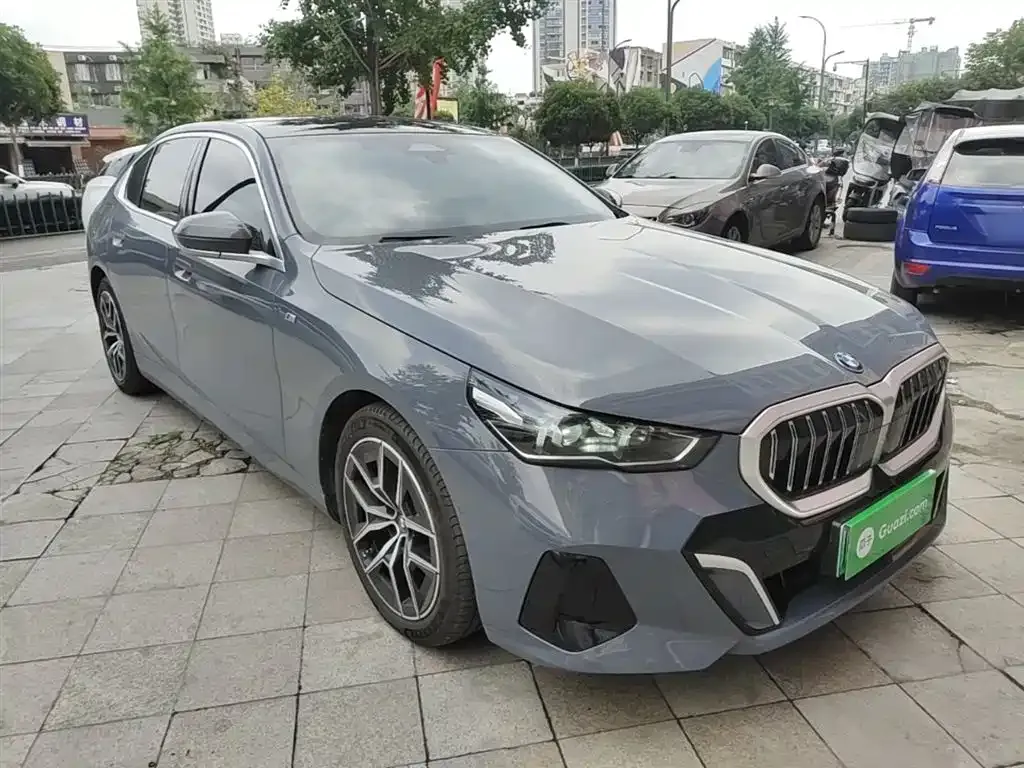BMW i5 — фото 8