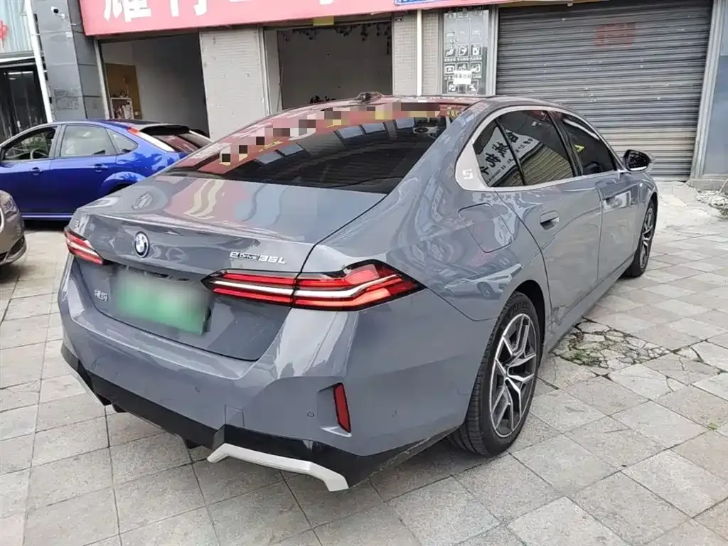 BMW i5 — фото 4