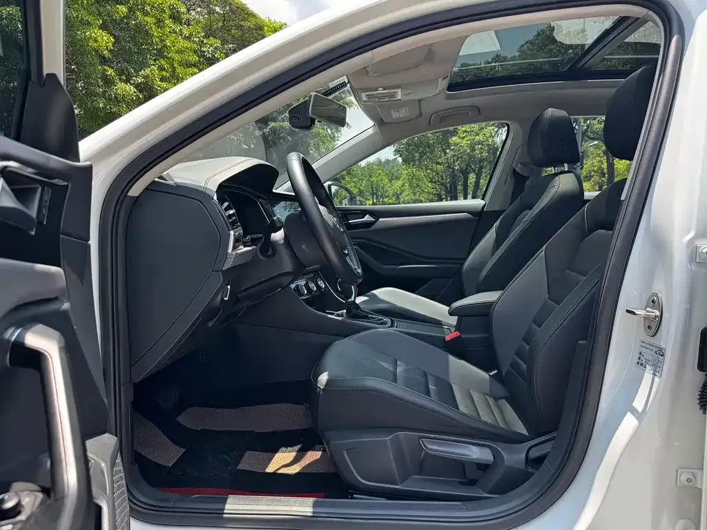 Volkswagen Sagitar 2021 из CN, фото 8