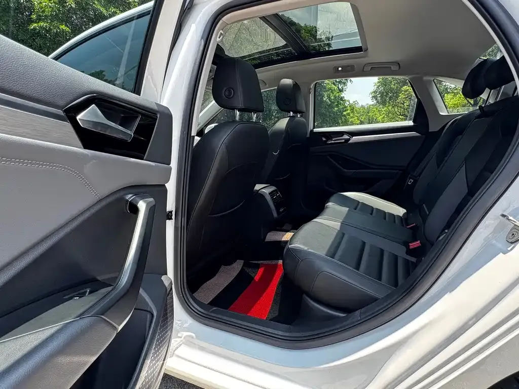 Volkswagen Sagitar 2021 из CN, фото 10