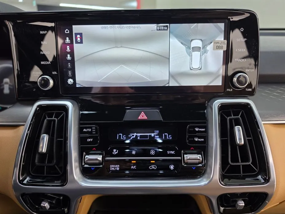 Kia Sorento — фото 5
