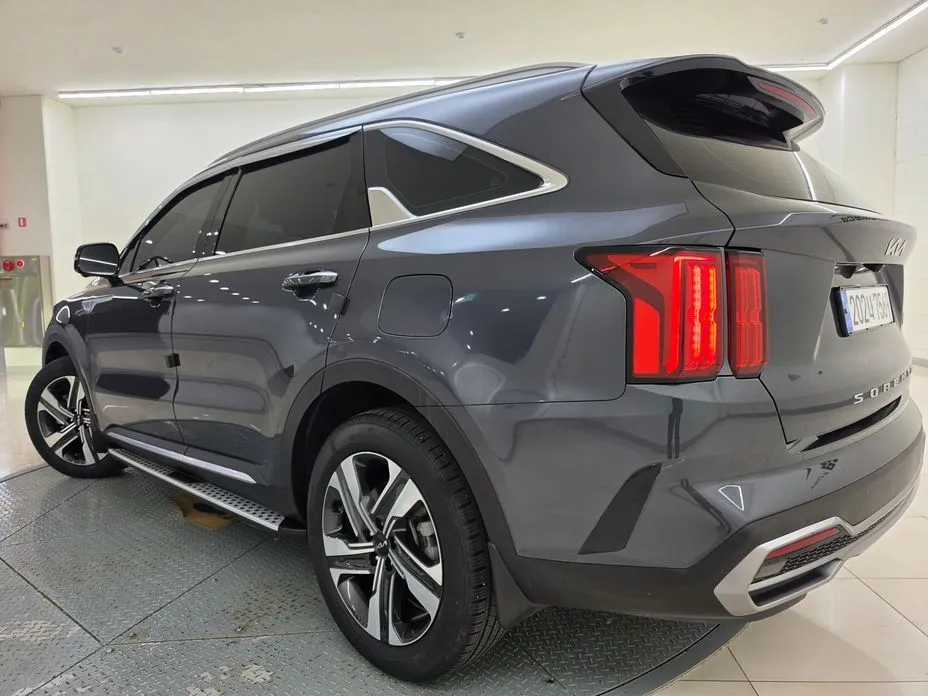 Kia Sorento — фото 3