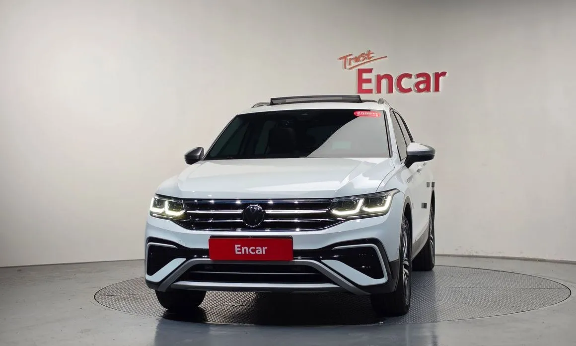 Volkswagen Tiguan — фото 6