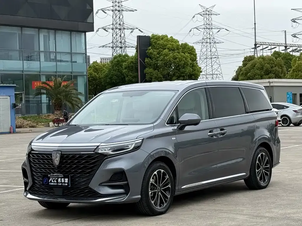 Roewe iMAX8 — фото 1
