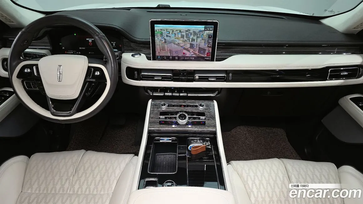 Lincoln Aviator — фото 10