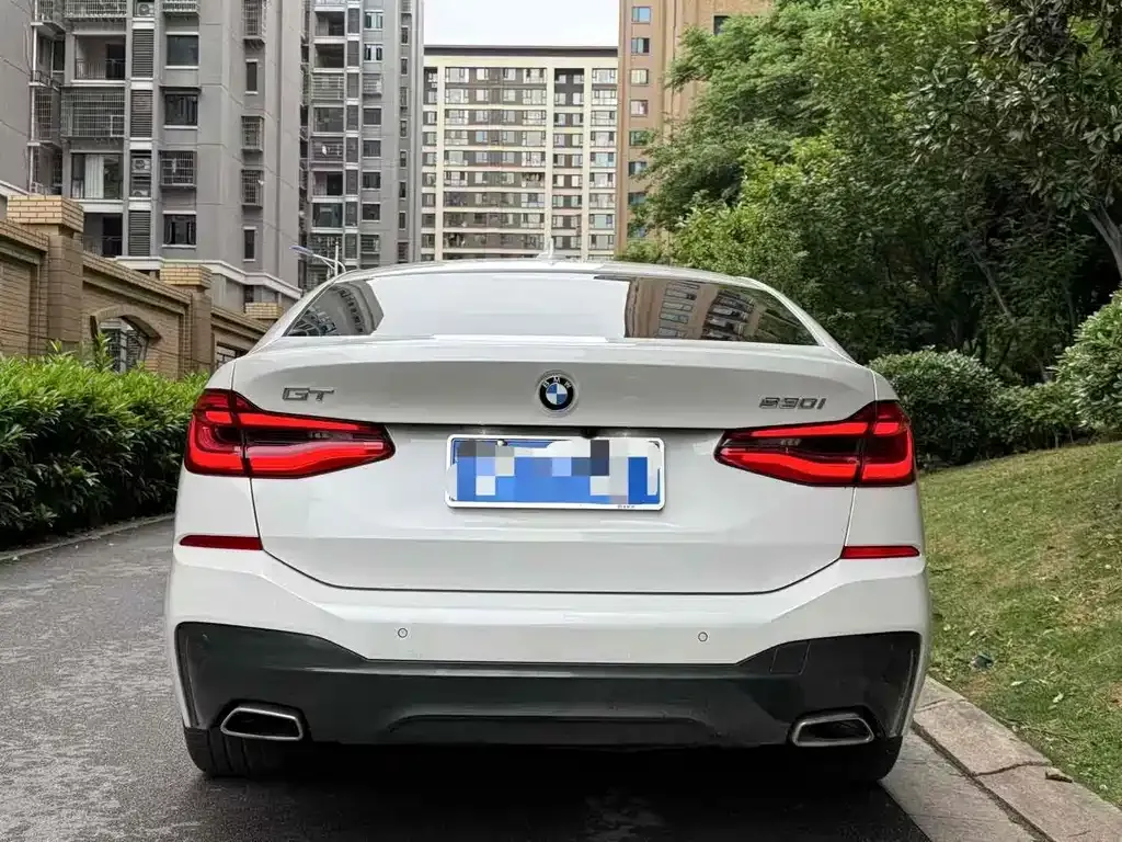 BMW 6 Series GT 2022 из CN, фото 2