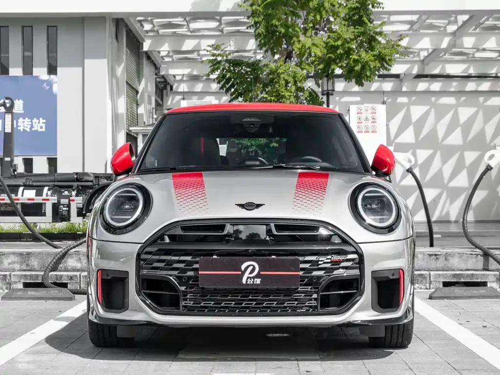 MINI JCW (John Cooper Works) — фото 7