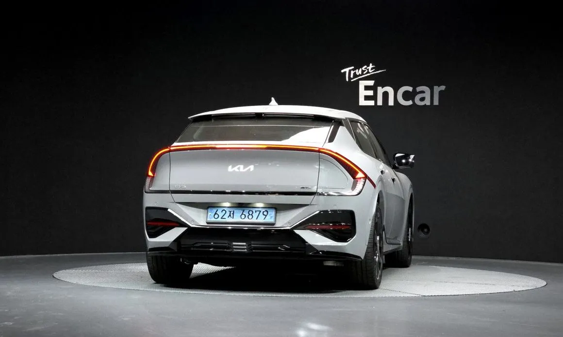 Kia EV6 — фото 4