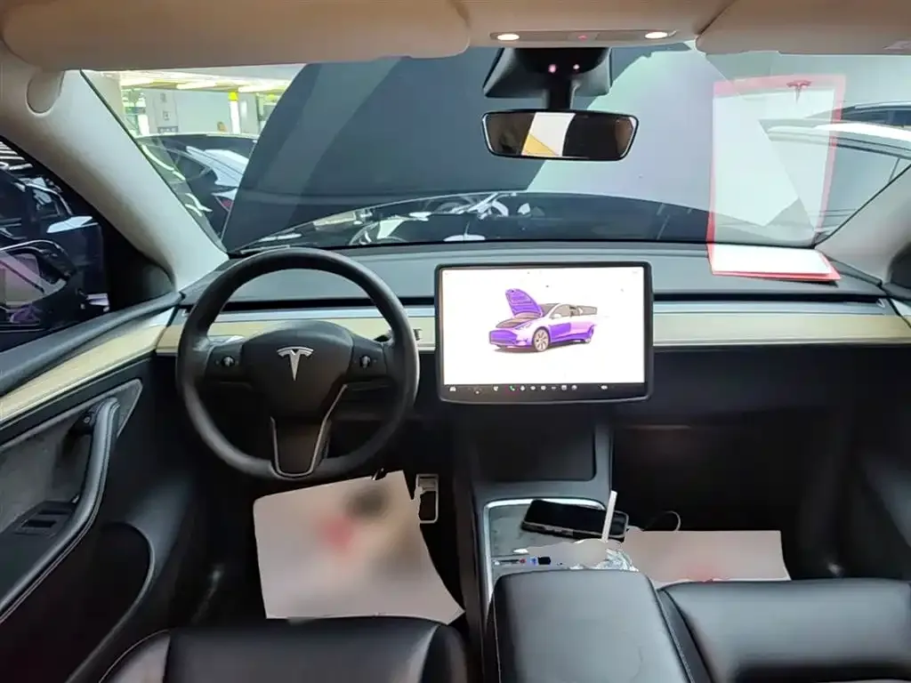 Tesla Model Y — фото 4