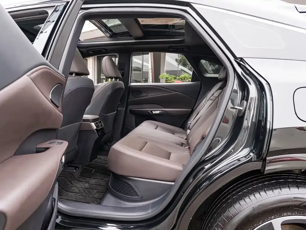 Lexus RX 2025 из CN, фото 9