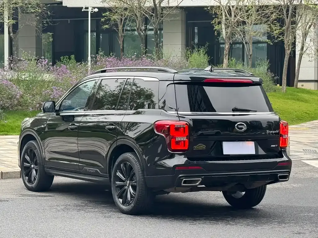 GAC Motor Trumpchi GS8 — фото 8